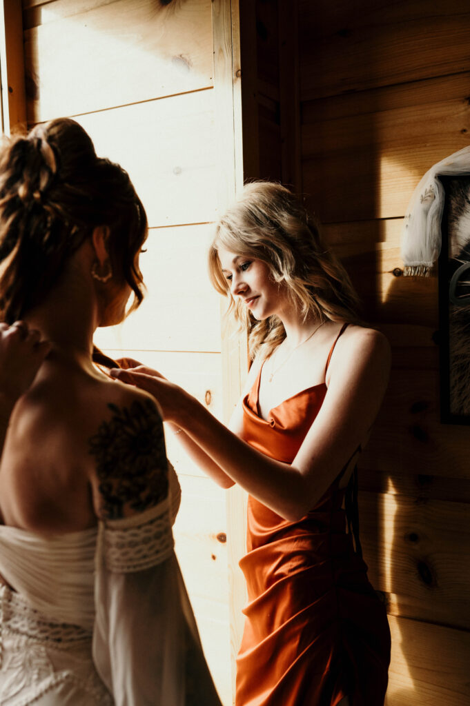 Cozy Intimate Wedding Day, Getting Ready- Mansion in the Sky, Gatlinburg TN Photographed by Arastasia Photography